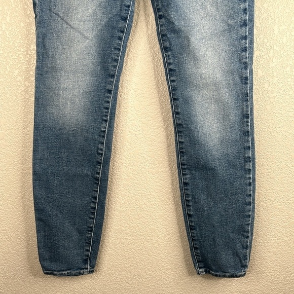 Modern American Soho High Ankle Light Wash Skinny Jeans Size 25 - Picture 3 of 8